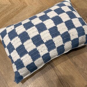 Blue and white checker board pattern crochet pillow